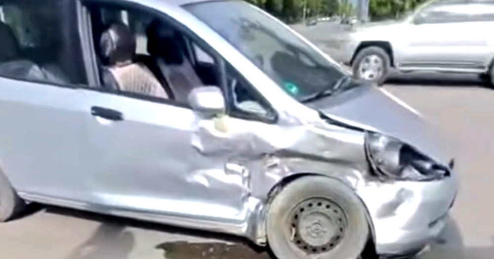 Tokmok-te kanglede Opel SUV va Honda sedan toʻqqunishiga uchragan