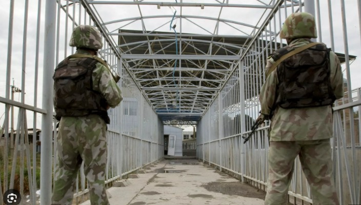 Подполковник погранслужбы задержан за содействие контрабанде на границе с Таджикистаном