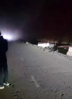 Камнепад в Бооме: дорога на Иссык-Куль перекрыта после ночного обвала