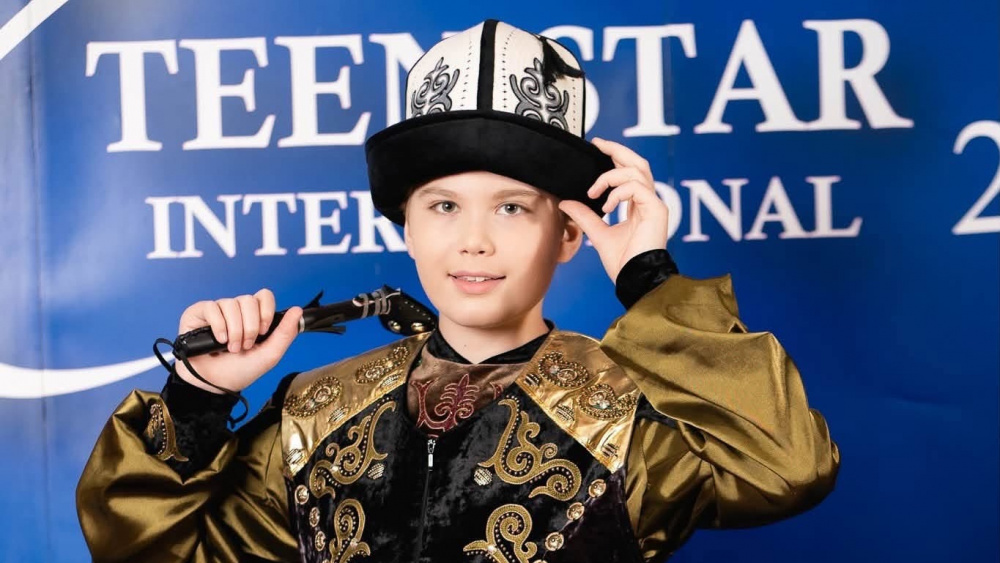 Илья Сивицкий из Кыргызстана завоевал первое место на конкурсе Teen Star International