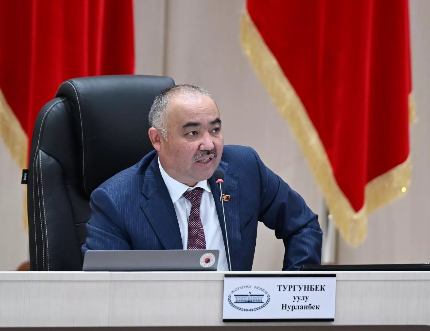 Экс-спикер парламента Кыргызстана опроверг обвинения в манипуляциях со списками кандидатов