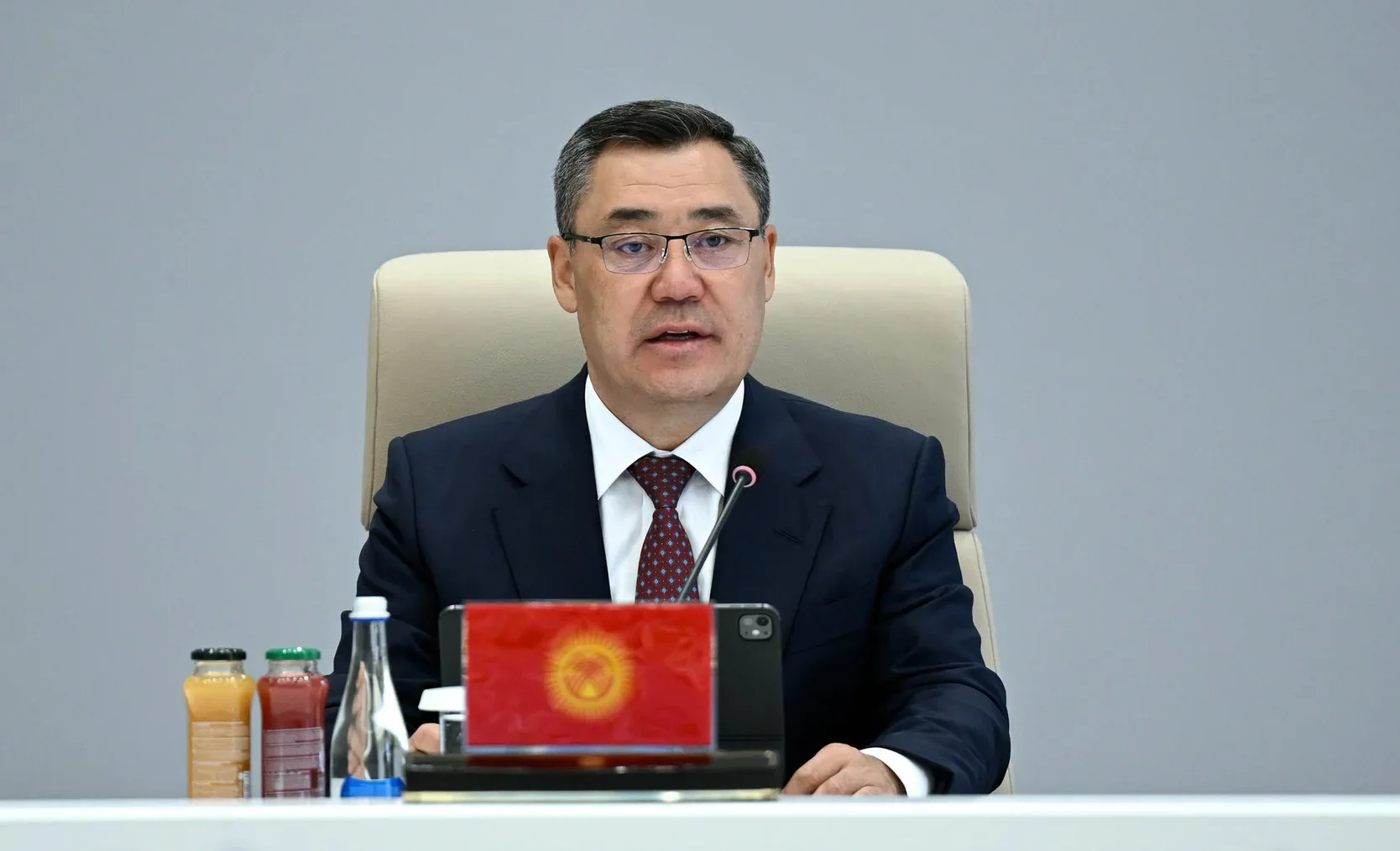 Садыр Жапаров Борбор Азия өлкөлөрү үчүн бирдиктүү туристтик визанын киргизүү демилгесин сунуштады