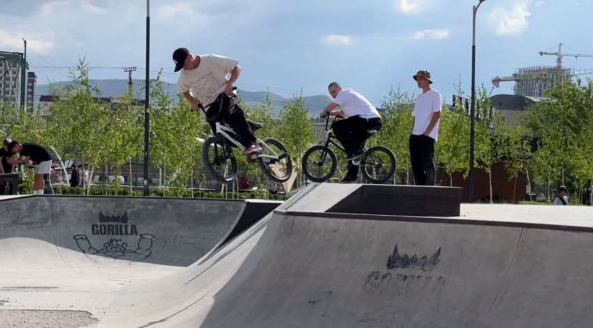 Бишкекте экстремальный уличный спорт: пройдет фестиваль BMX, паркура и воркаута