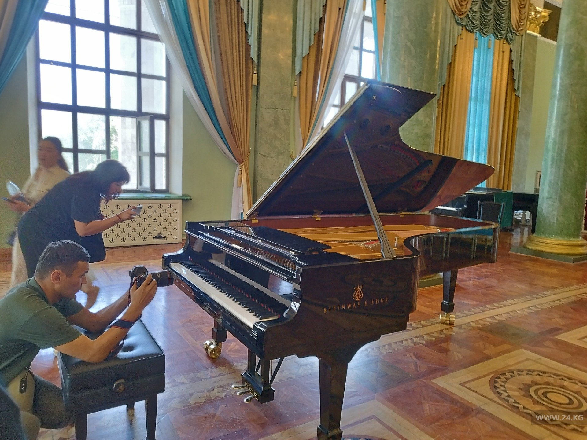 В КНАТОБ новый рояль Steinway & Sons: доступ к инструменту ограничен