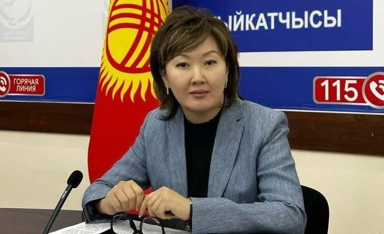 Омбудсмен Джаманбаева потребовала защитить права студентов КНУ и КГТУ на образование