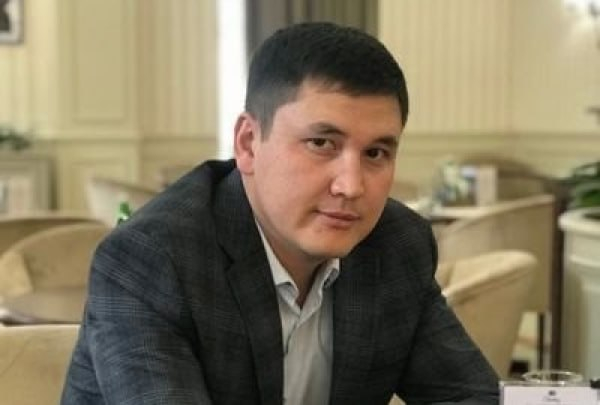 Экс-полпред Чуйской области Мирбек Мияров оправдан по обвинению в многоженстве