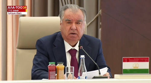 Эмомали Рахмон Борбор Азия өлкөлөрү менен биргеликте ири мунай кайра иштетүүчү завод курууну сунуштады