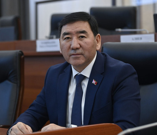 Омурзаков Суйунбек Абдылдаевич
